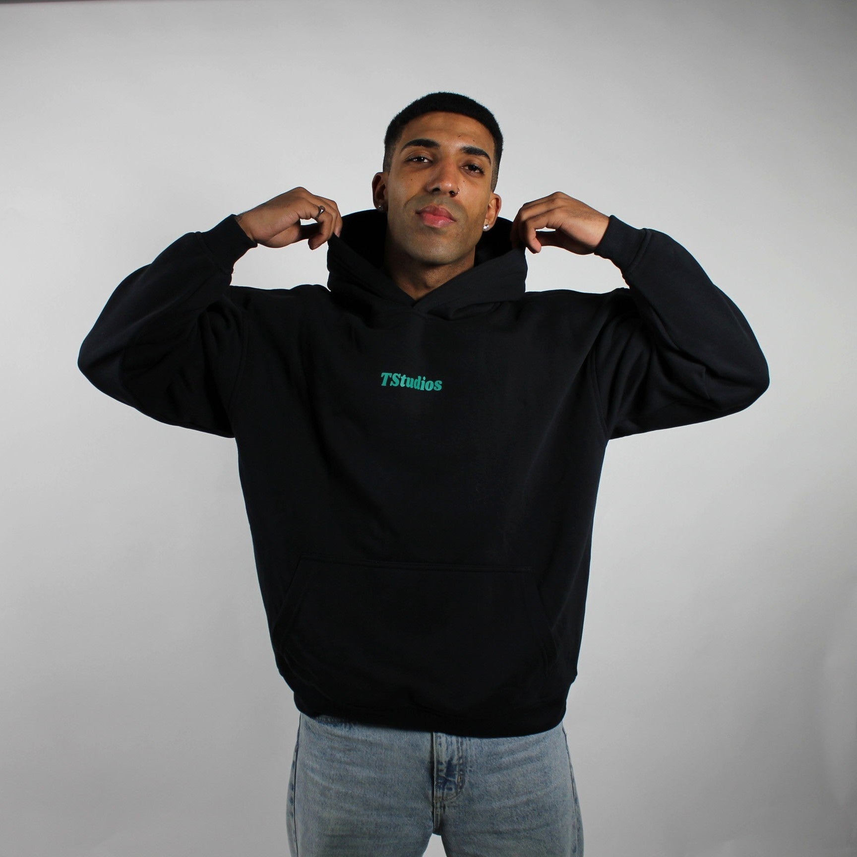 BASIC OVERSIZE HOODIE